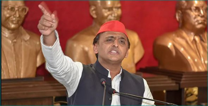 Farmers are dying and BJP is constantly lying: Akhilesh Yadav