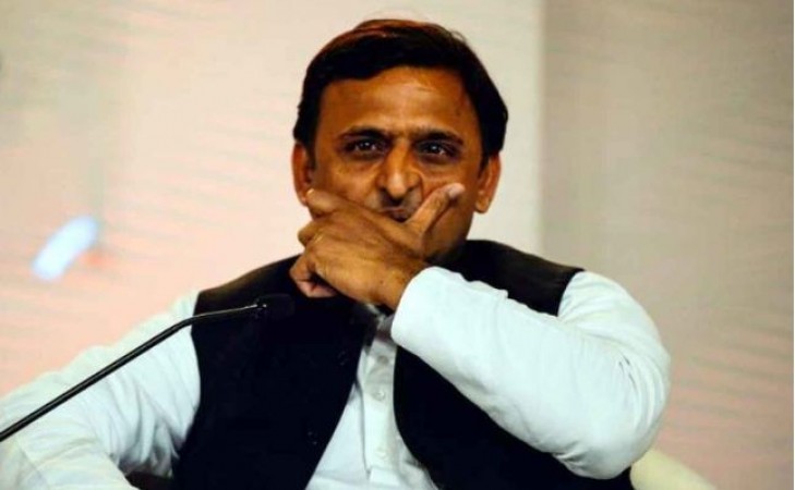 'Religion is superstition, but Shri Krishna comes in dream,' What does Akhilesh want to say?