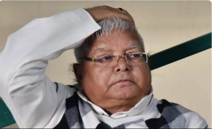 'If you want a job in railways, give us your land...', CBI to prosecute Lalu Yadav