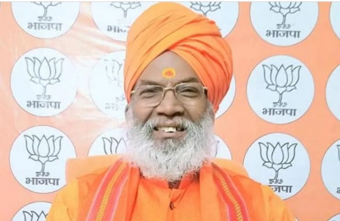 BJP MP Sakshi Maharaj gives statement on Owsisi's entry in UP
