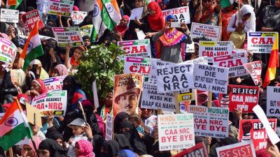 कोलकाता में CAA और NRC के खिलाफ प्रदर्शन, शामिल हुए चिदंबरम, लोगों से की चर्चा
