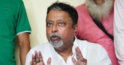 Mukul Roy's troubles increased, police sent notice in this case