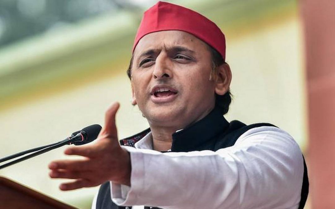 Akhilesh says, women of Shaheen Bagh resembles Rani Laxmibai, targets CM Yogi