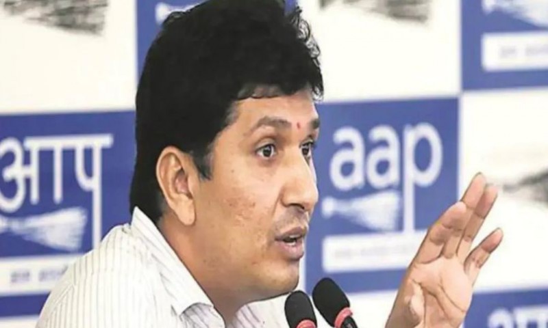 AAP MLA Saurabh asks Delhi Police for proof of attack on SHO