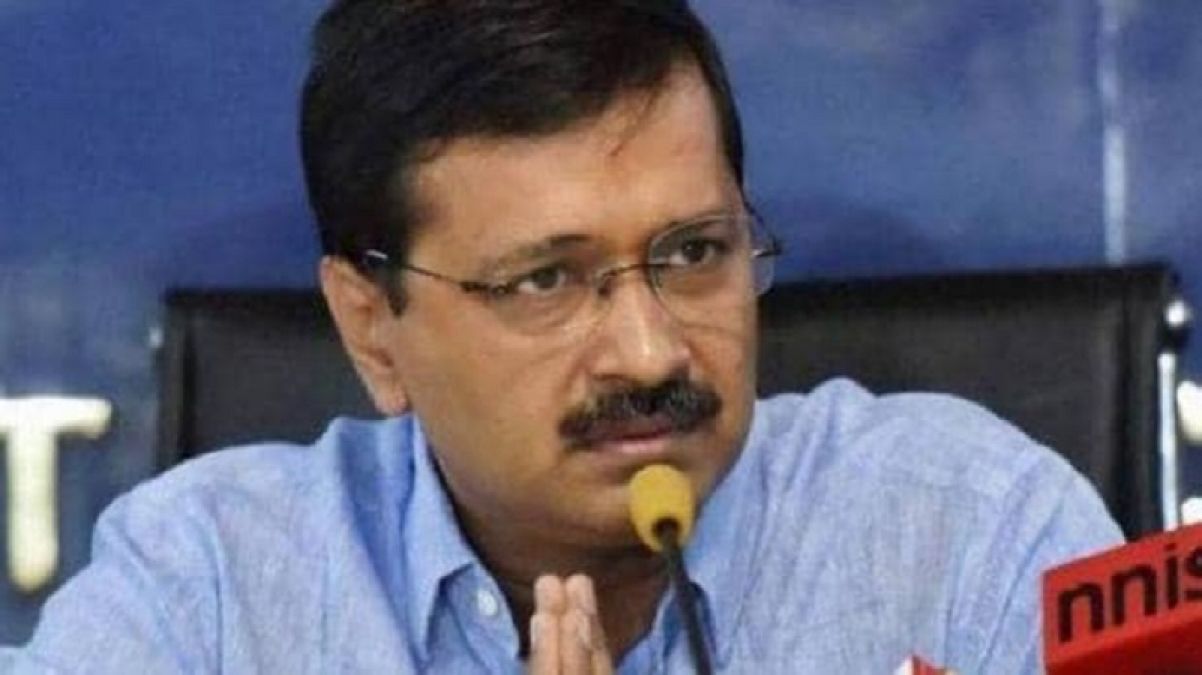 Kejriwal moved on the footprint of Centre, Will do Forcibly Retirement of Corrupt Officials