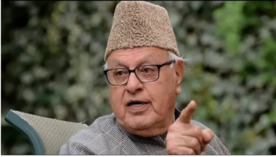 जम्मू कश्मीर के पूर्व CM फ़ारूक़ अब्दुल्ला को 'तिरंगे' से चिढ़ क्यों ?