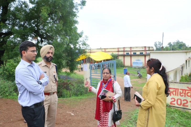 Collector and SP inspected polling stations