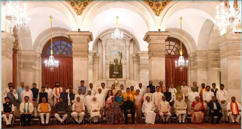 PM Modi's new cabinet, see who is the minister of which department
