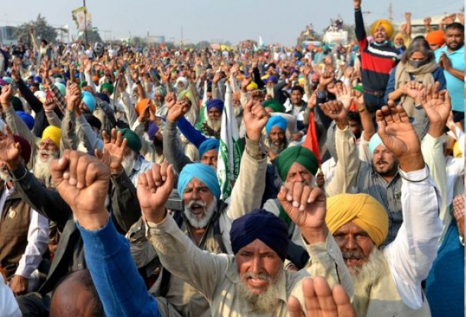 यमुनानगर में किसानों और पुलिस के बीच झड़प, प्रदर्शनकारियों ने बैरिकेड तोड़े, किया हंगामा