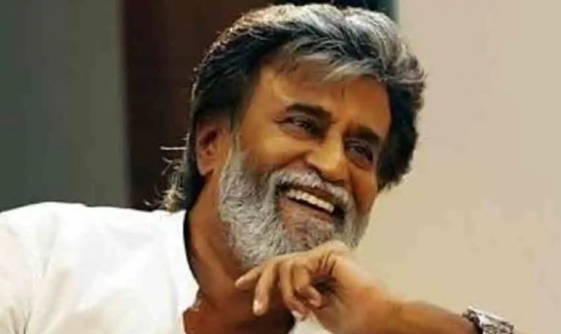 Superstar Rajinikanth retires from 'politics', says 'he will never step into politics again'