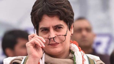 Priyanka Vadra to hold meeting with Congress leaders over UP assembly polls