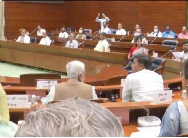 PM absent from all-party meeting, congress said furiously- Isn't this 'unparliamentary'?