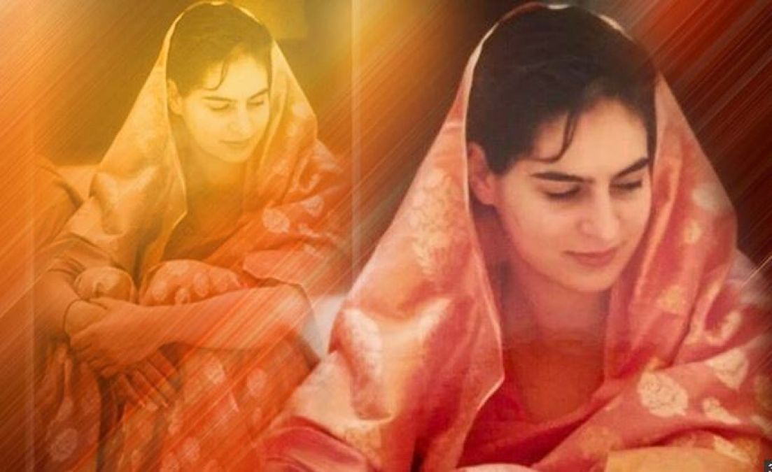 Priyanka Gandhi Follows Sari Trend, Anniversary Greetings On Twitter