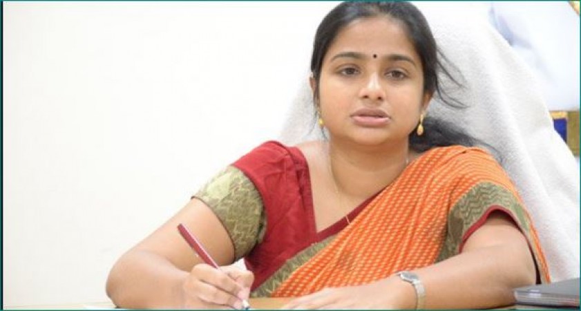 Hyderabad Collector Shweta Mohanty tests corona positive