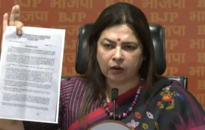 Meenakshi Lekhi rises many questions on liquor policy, What will be the answer?