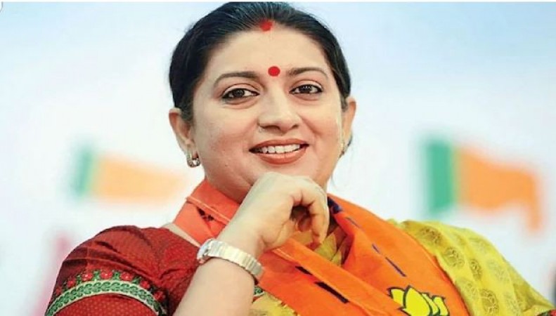 Smriti Irani's priceless advice for her fans on social media, check here