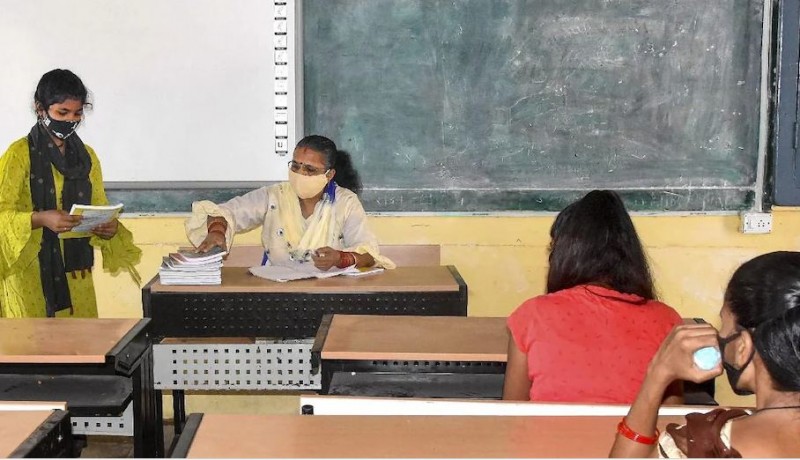 Jharkhand demands to open 45,000 private schools from CM Soren