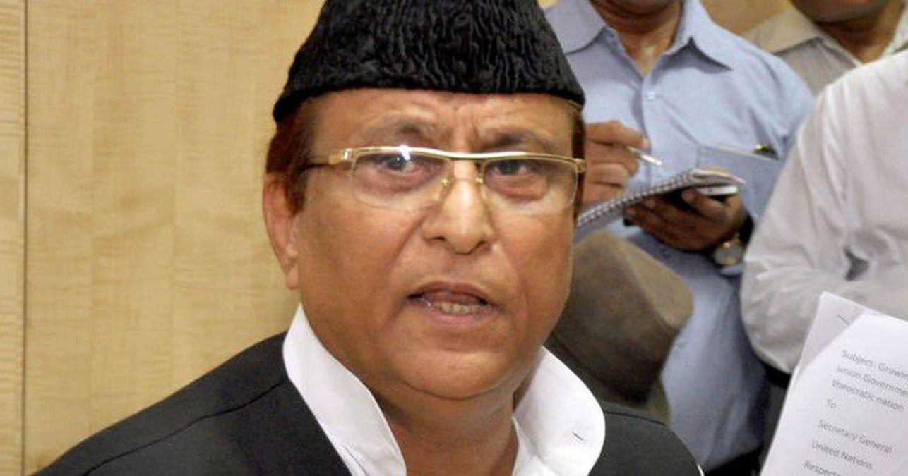 Azam Khan's controversial statement on brother-sister  and mother-son's kiss, Manjhi comes in support