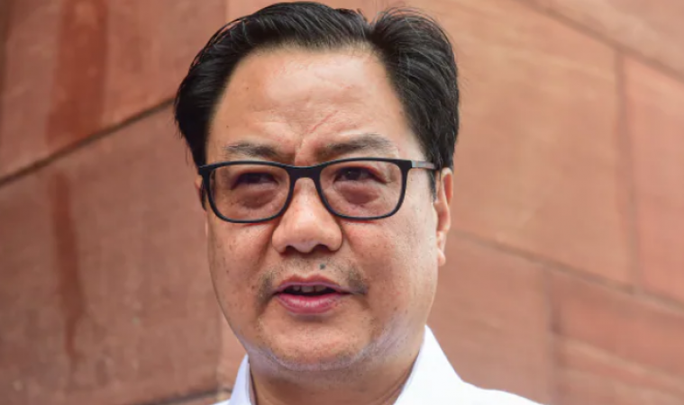 Kiren Rijiju gives befitting reply to those who accuse Centre of misusing agencies