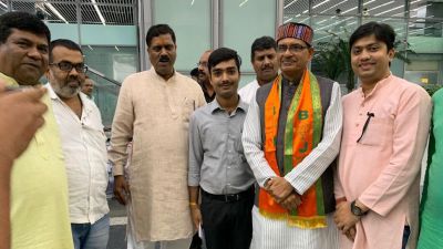 Shivraj Singh Chouhan Reached Howrah to boost BJP`s membership drive in West Bengal