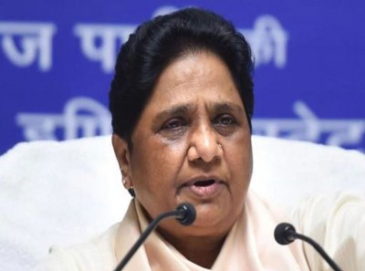 Mayawati comes in support from Dalit Mahamandaleshwar, says 'It would have been better if he was invited for Bhoomi Poojan'