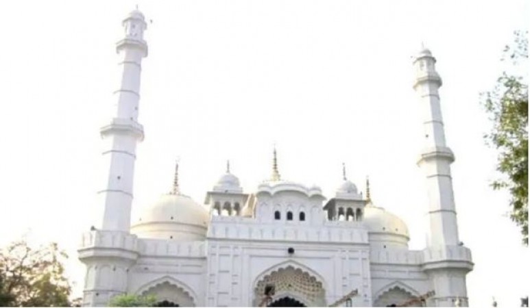 Aurangzeb built mosque after demolishing temple of Tileshwar Mahadev, Hindu side demanded survey