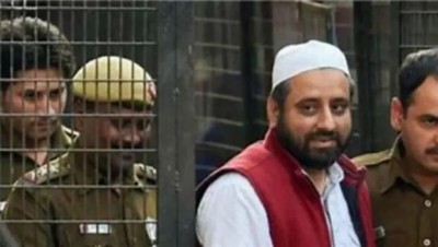No relief from court to AAP MLA, Delhi Police has declared Amanatullah as 'BC'