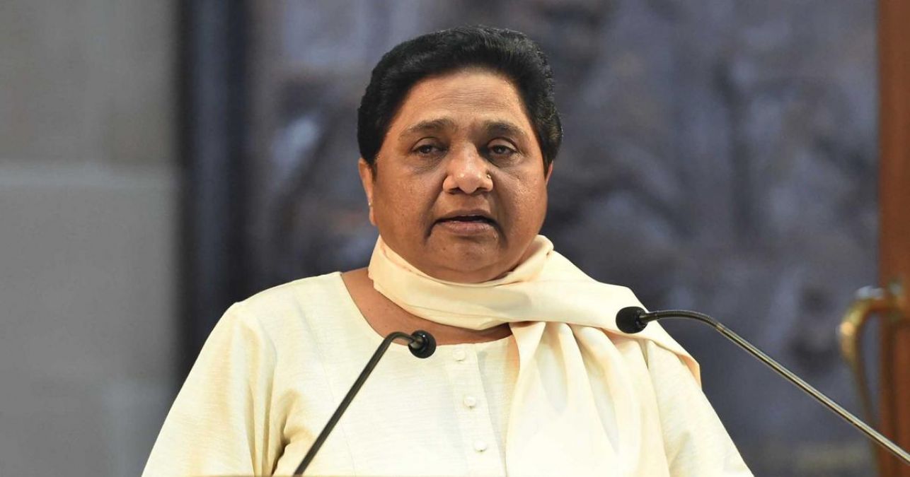 Post-defeat of Grand Alliance, Mayawati made a big announcement