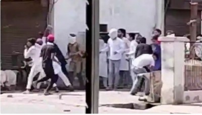 Muslim mobs on streets after Jumei prayers, stone-pelting in several districts of UP