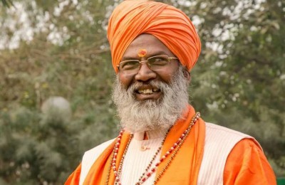 Ayodhya land dispute: BJP MP Sakshi Maharaj says Sanjay Singh and Akhilesh may withdraw their donations