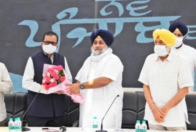 Shiromani Akali Dal seeks political ground in UP by resorting to BSP