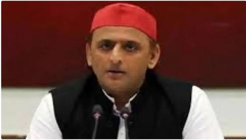 'I am sending the list, first give them a job...', Akhilesh told the industrialists supporting Agneepath