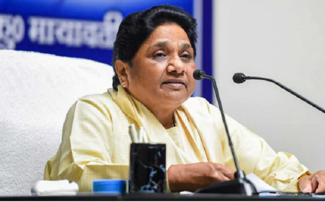 Mayawati gave these post to brother and brother-in-law