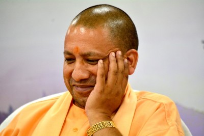UP's artists and cultural workers will be admired, Yogi govt to give 11 lakhs each
