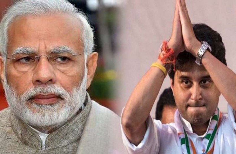 Jyotiraditya Scindia met PM Modi, may take Kamal Nath's chair in 48 hours