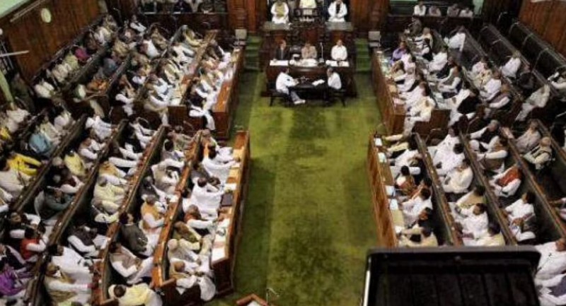 Bihar assembly used to be closed for Friday prayers, not happen this time, legislators created a ruckus