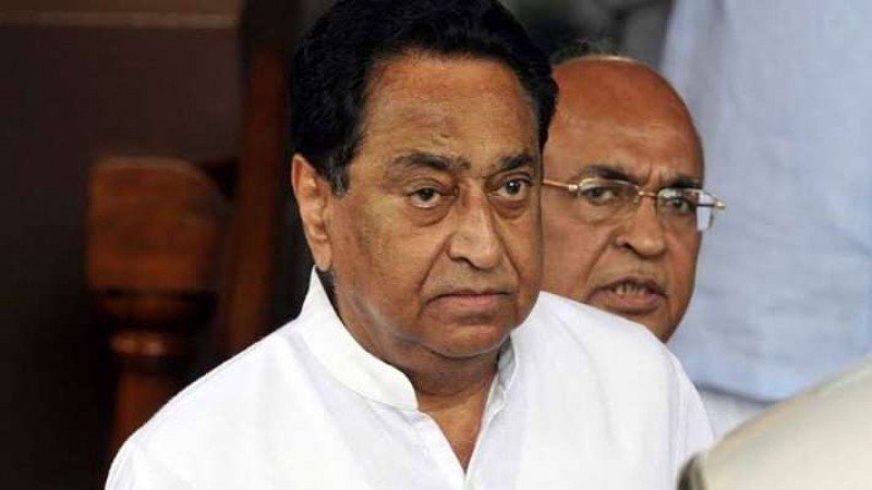 Floor test to be held in Madhya Pradesh today, Kamal Nath met Governor at midnight