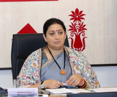 Union Minister Smriti Irani's big statement on ripped jeans controversy