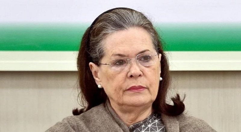 Sonia Gandhi condoles demise of Kerala Veteran Congress leader K Sankaranarayanan