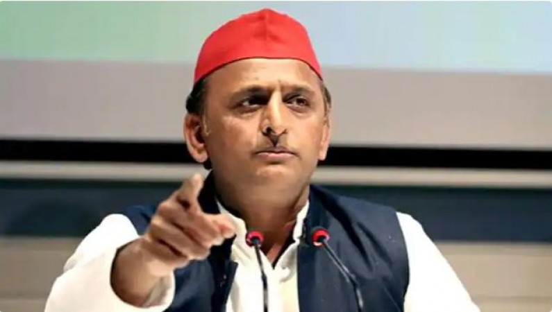 Had said, farmers will not have to pay bills for 5 years.., : Akhilesh furious at Yogi government