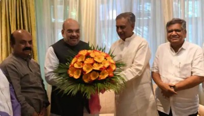 BJP got a big advantage as soon as Amit Shah stepped in Karnataka, this veteran leader left JDS