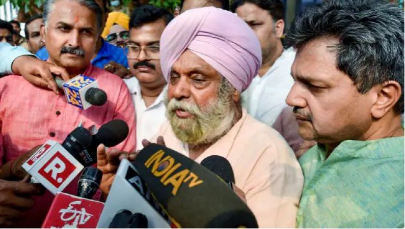 'Kejriwal using Punjab Police to scare my son...', alleges Bagga's father Preetpal