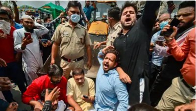 'अवैध अतिक्रमण' हटाने से दंगा कैसे भड़केगा ? क्या 'शाहीन बाग़' के लोगों को भड़का रही AAP ?