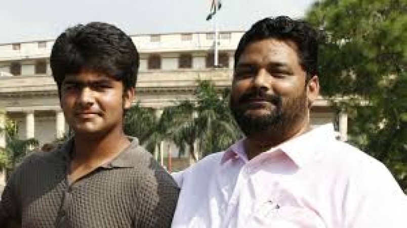 Bahubali leader Pappu Yadav is in trouble, know the matter