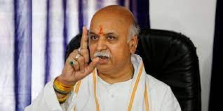 Praveen Togadia gave a controversial statement, said- 