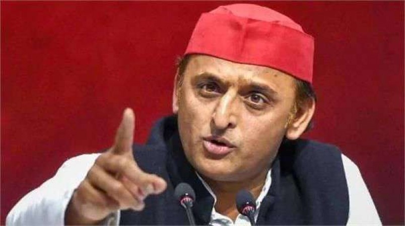 Why lives of workers so cheap? Akhilesh Yadav attacks BJP government