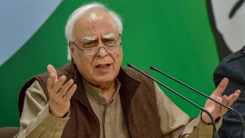 Kapil Sibal raises questions on situation of migrant laborer