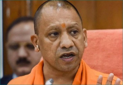 CM Yogi accused, 'Congress is pretending to be helpful to workers'