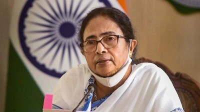 Mamata Banerjee  to reshuffle Bengal cabinet today