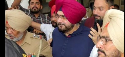 Sidhu's security lapse in jail, kept with drug-arms smuggling accused in barracks